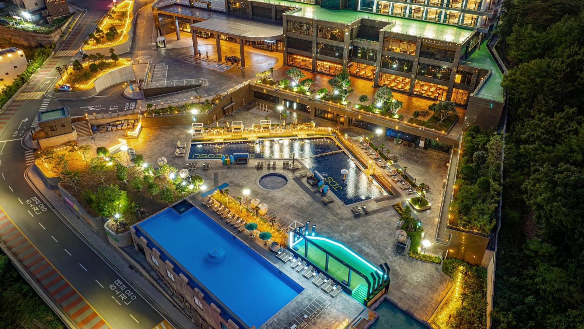 Hotel Jcs Josu Exteriér fotografie